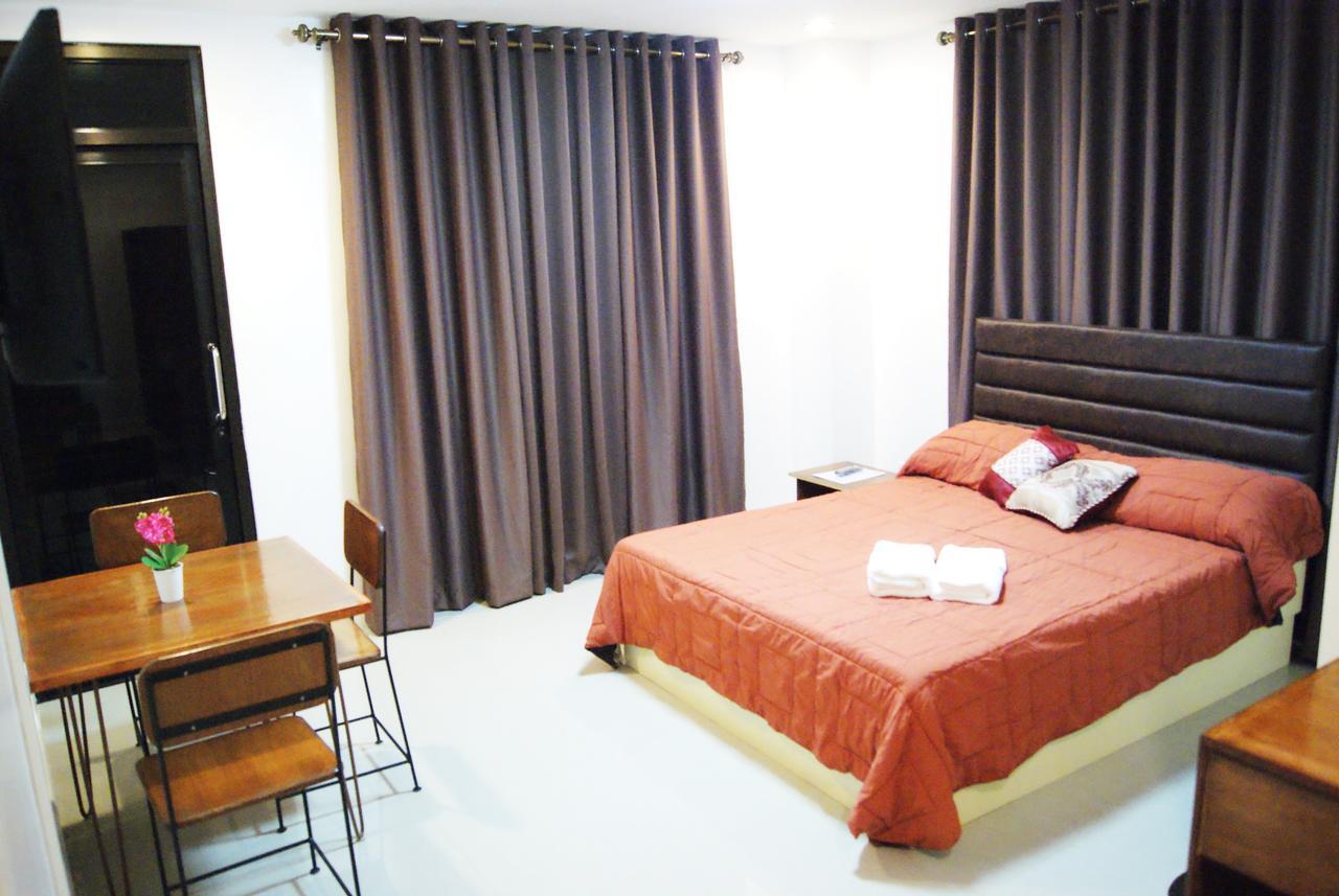 La Trinidad Pension House Kalibo Exterior photo